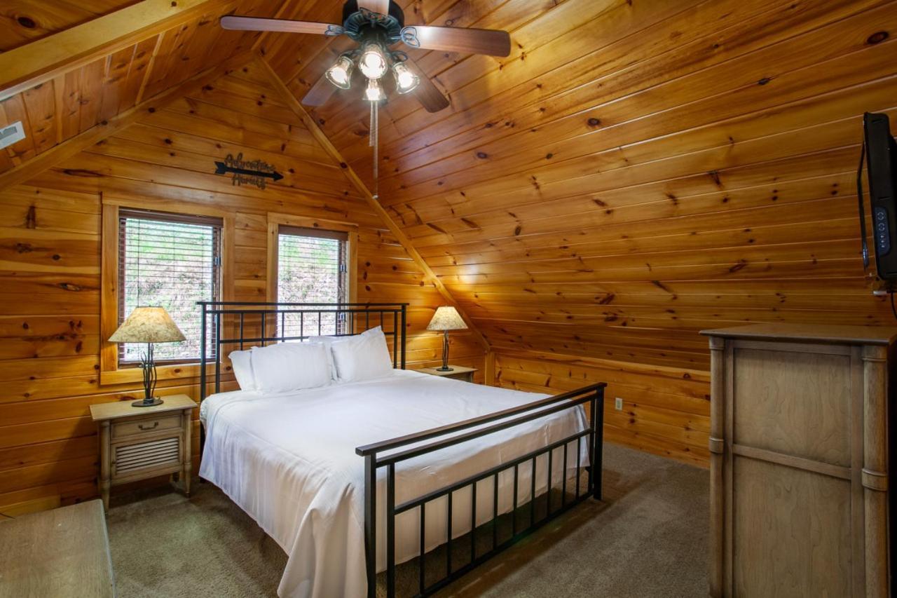 Bear Crossing Mtn View Game Room Gatlinburg Exterior photo